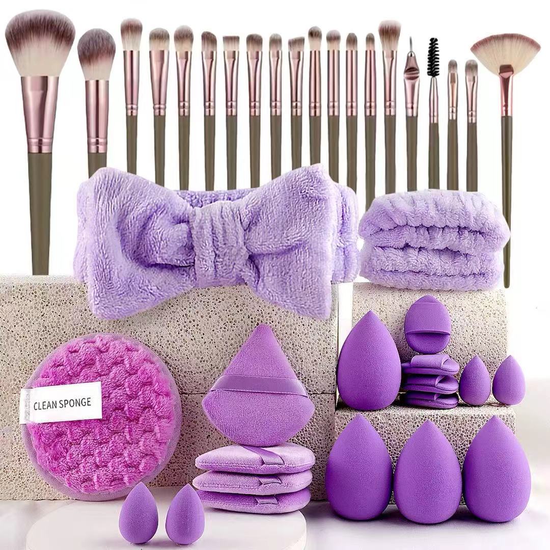 40-Piece Beauty Makeup Kit | Makeup Brushes and Cosmetic Tools Set - Cynette LivingBeauty Kits